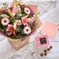 Mother&#39;s Day Pastel Hand-tied Chocs and Card
